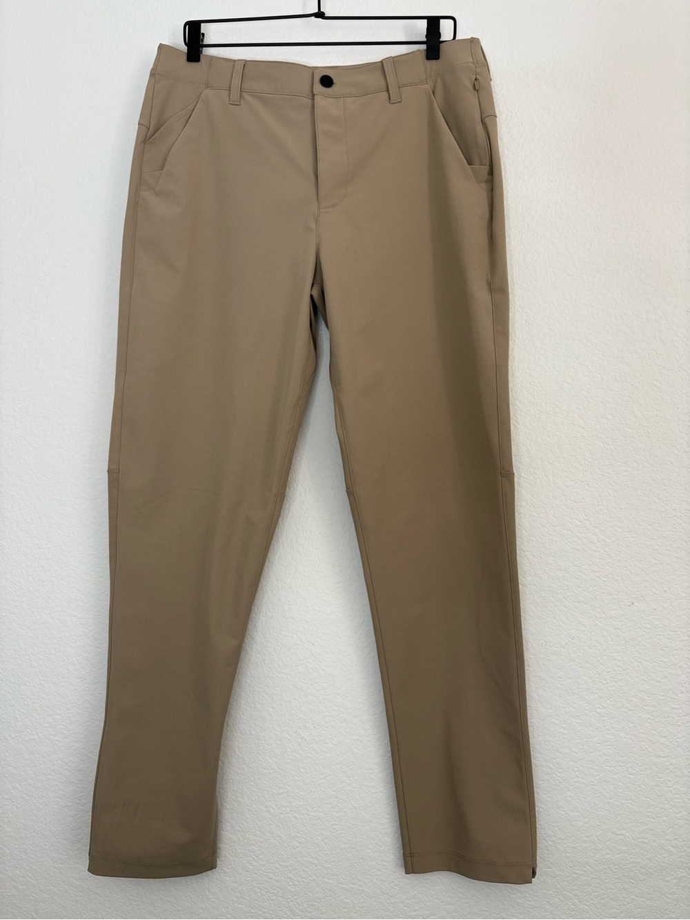 Nomatic Outset Comfort Stretch Performance Classic Fit Pants Sz 34 Khaki